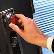 Advantage Locksmith Store Fort Thomas, KY 859-488-1950 - sb-com-01